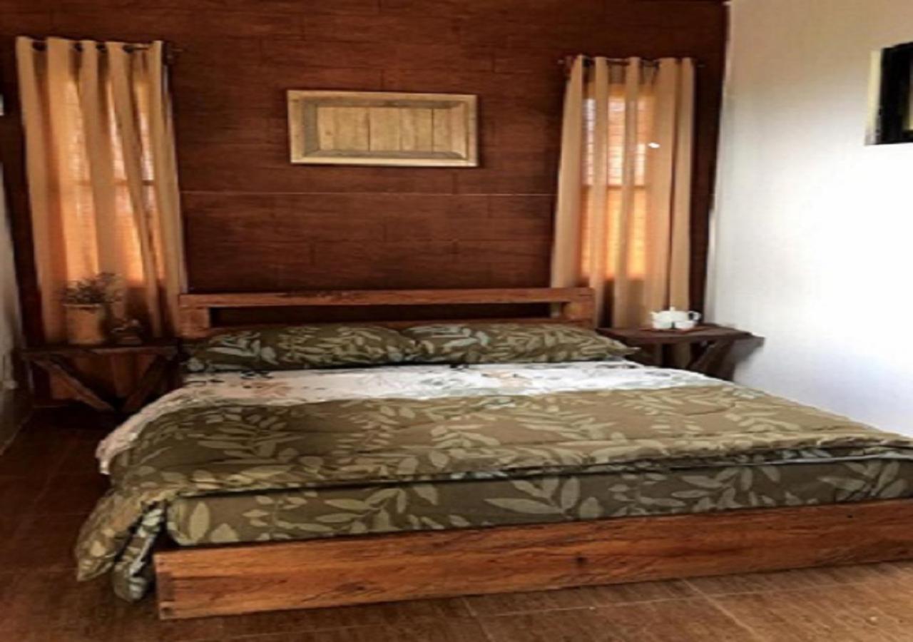 Spacio Caliraya Bed&Breakfast Lumban Exterior foto