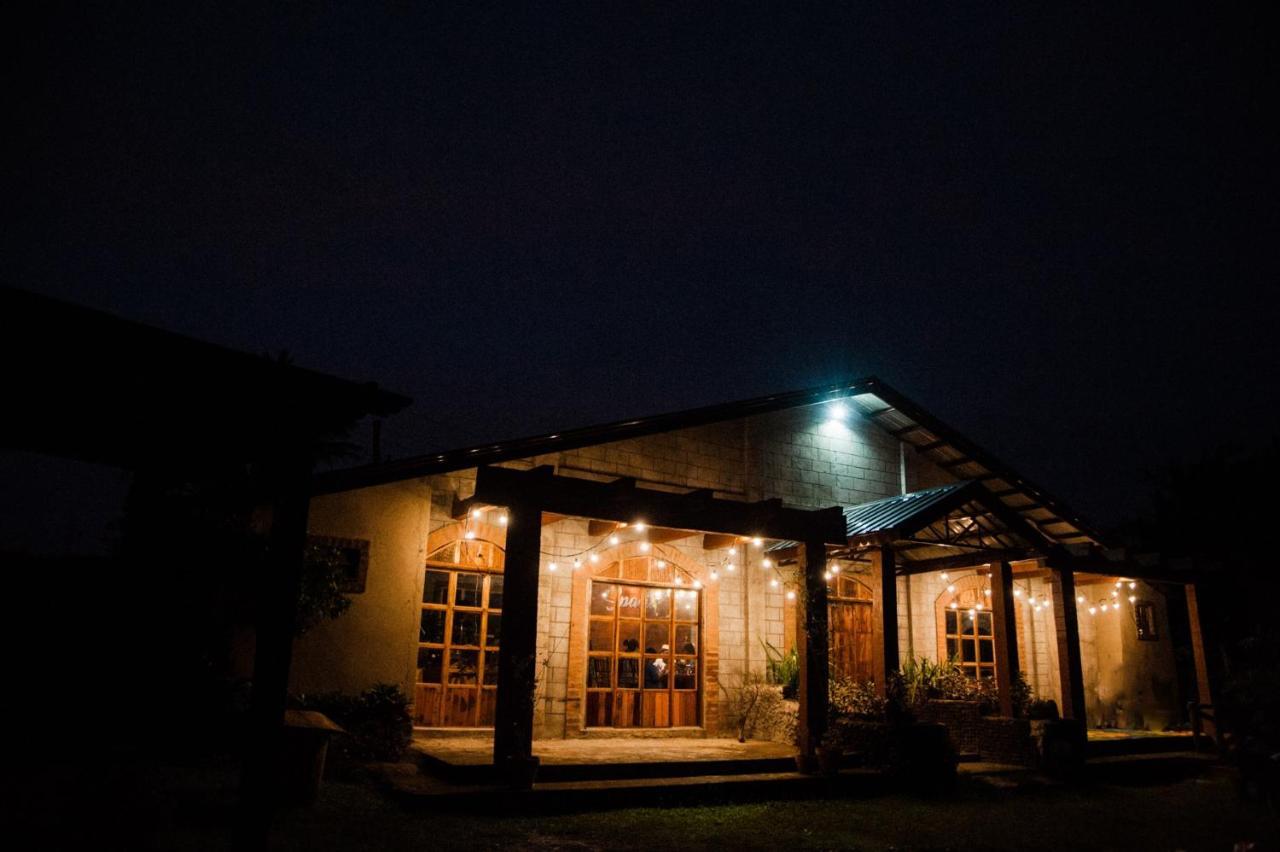 Spacio Caliraya Bed&Breakfast Lumban Exterior foto